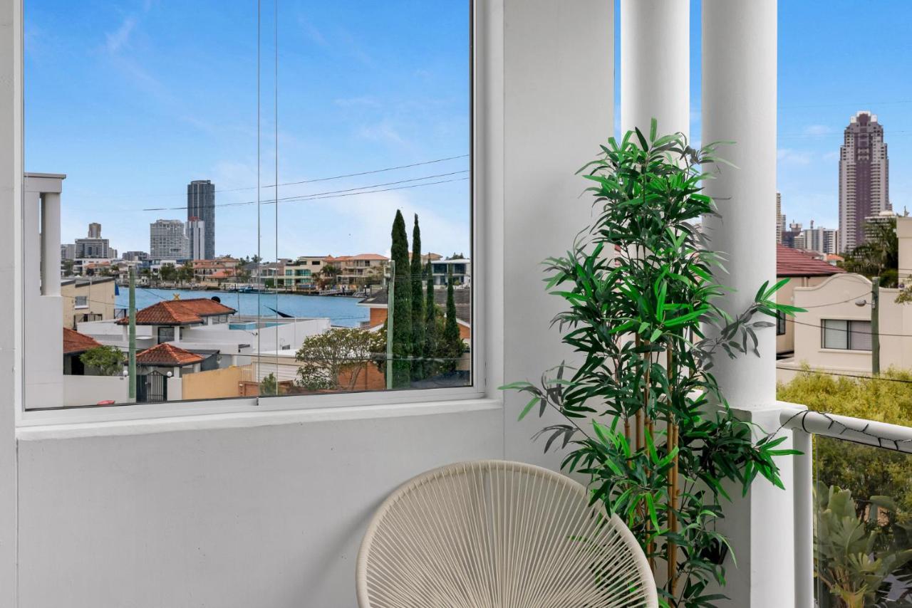 Appartamento Chevron Sails Gold Coast Esterno foto